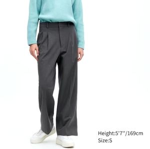 Uniqlo Gray Women's Trousers